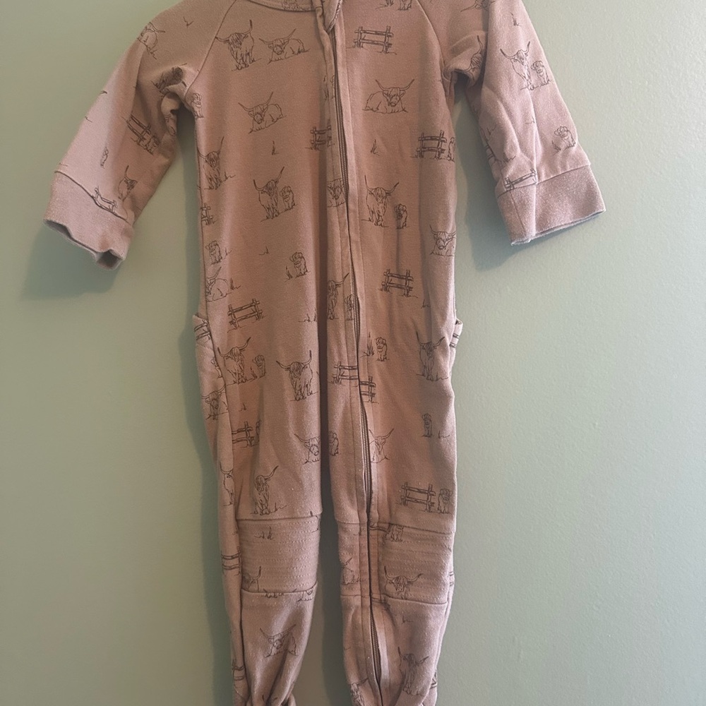 Kids One-Piece Zip Romper in Tan with Highland Cow Print 6-12m